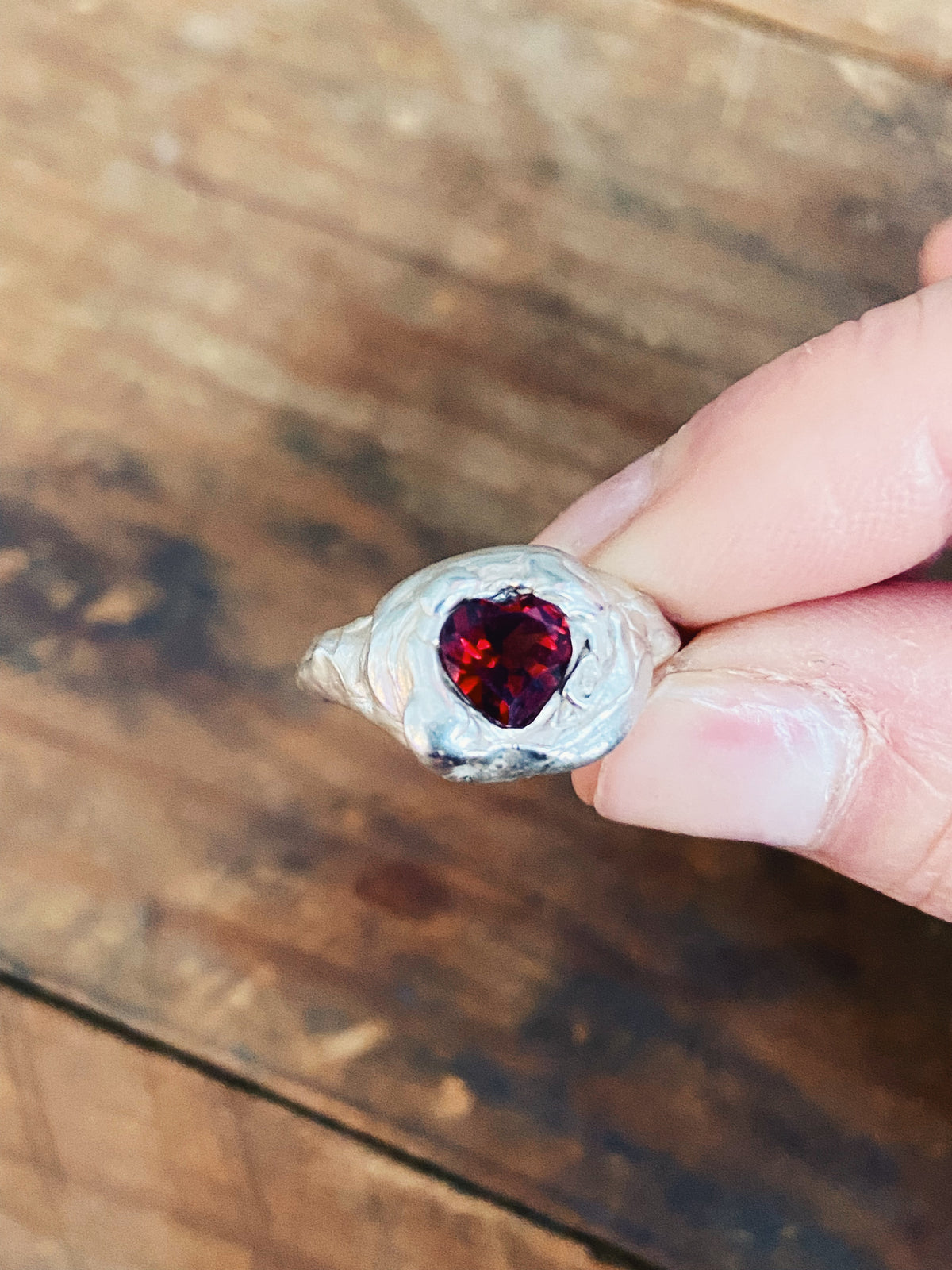 Melted Heart, anillo de Bocavolcan visto desde otro ángulo