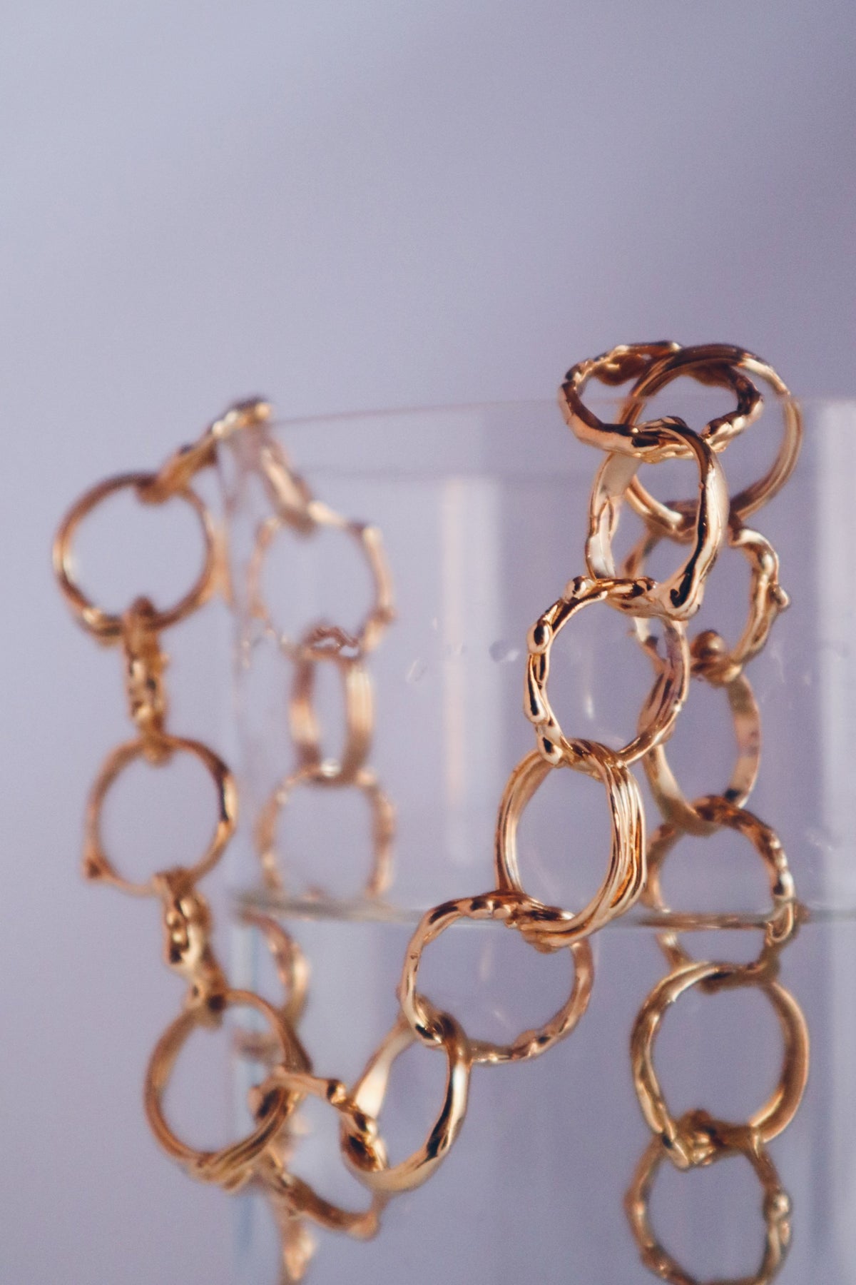 Rings Of Fire Choker, gargantilla hecha a mano por Bocavolcan, otra perspectiva