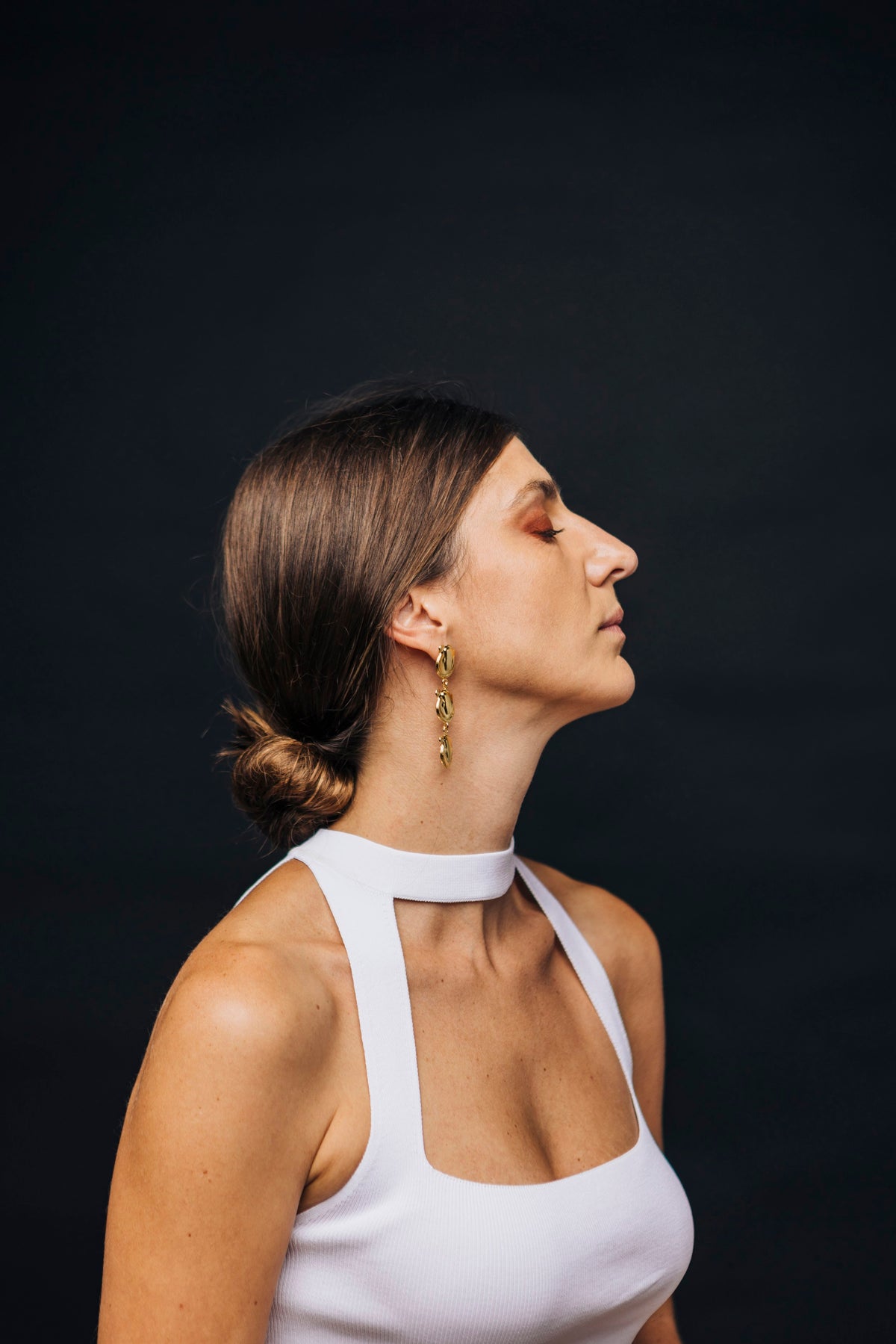 Katia Earrings, pendientes hechos a mano por Bocavolcan, otra perspectiva