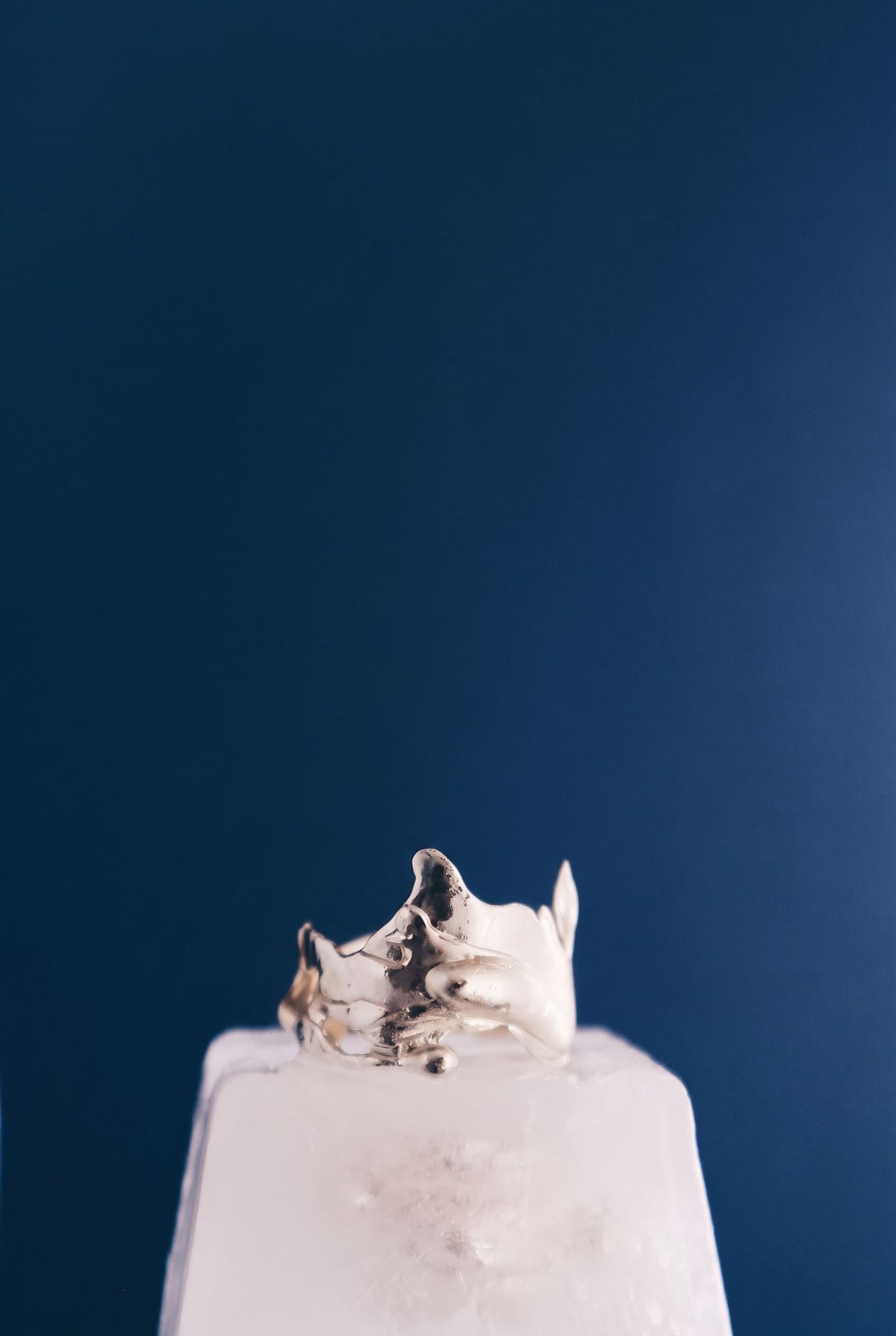 Crown, versión en plata, anillo de Bocavolcan