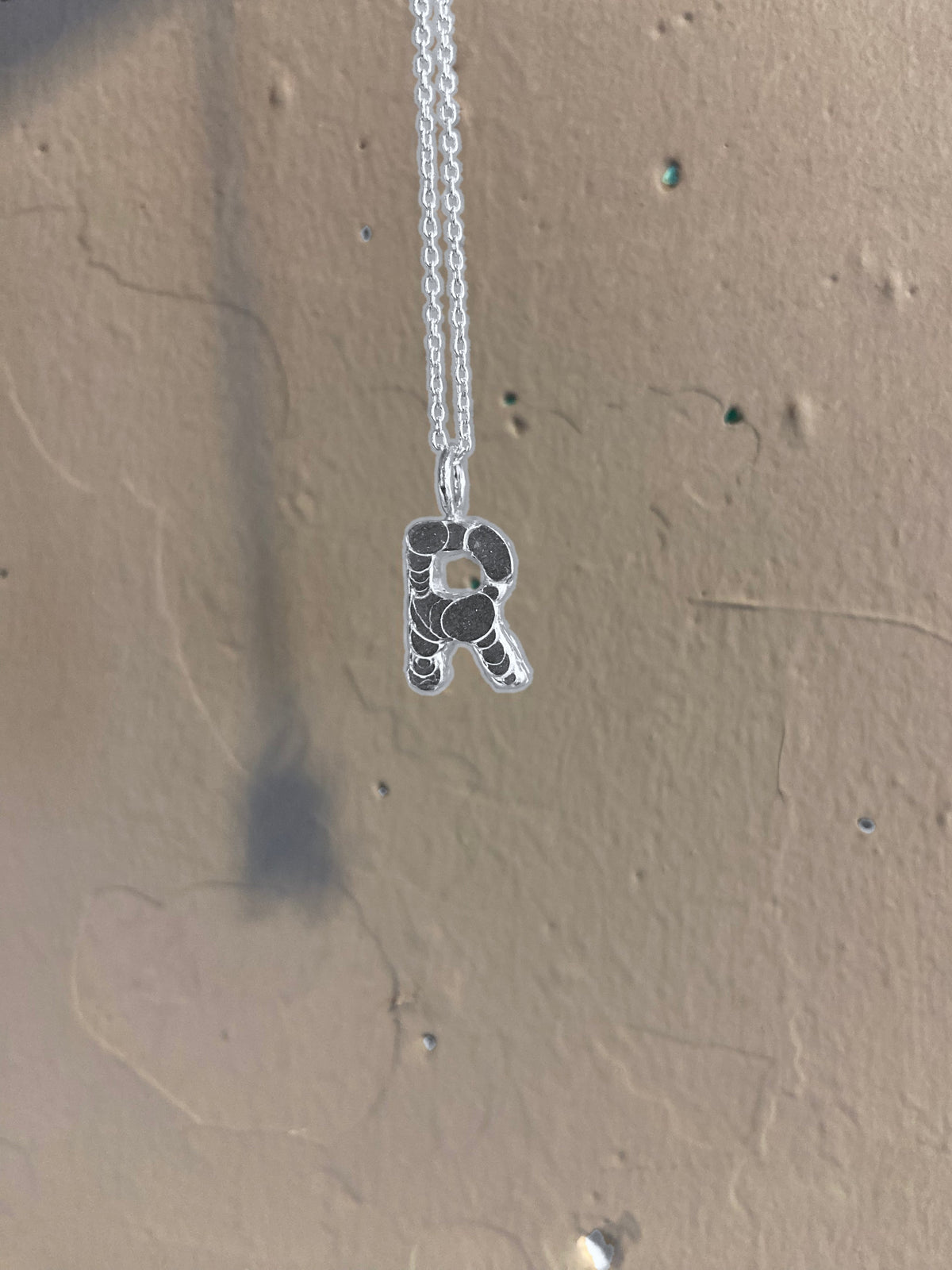 Lava Soup letter R pendant, 925 silver